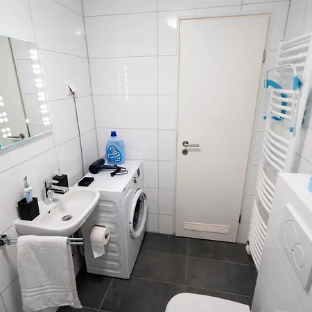 Apartment Truth - Kingsize Bett - Smart Tv - Modern - Top Anbindung *